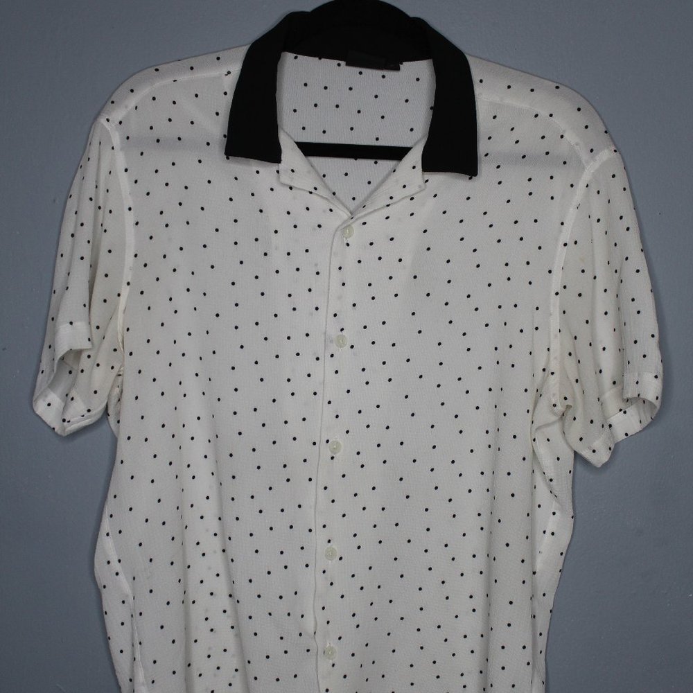 Oversized Polka Dot Shirt with Contrast Collar